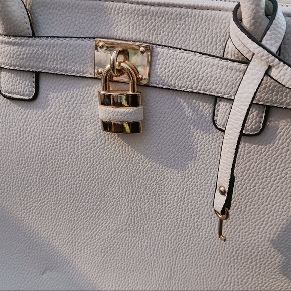 Dasein👜Leather Satchel Bag Gold Hardware,Leather Bag,Lock & 🔑 - Picture 5 of 16